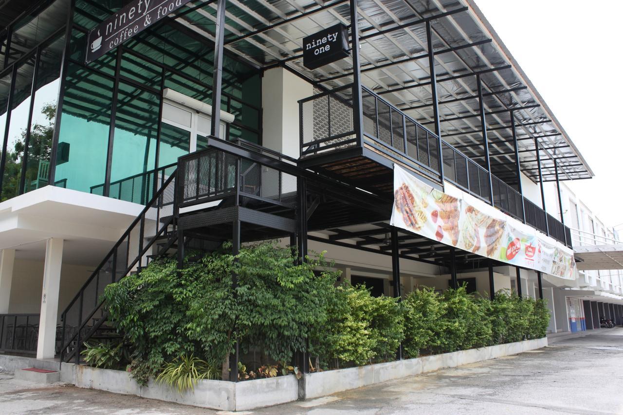 淡汶酒店 怡保 外观 照片